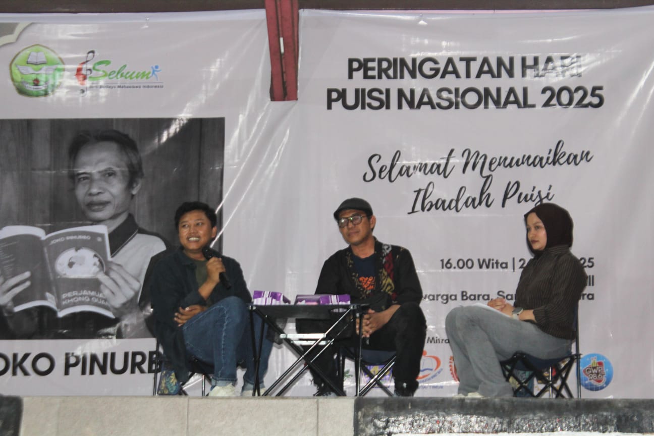 Peringatan Hari Puisi Nasional 2025, Town Hall Desa Swarga Bara, Sangatta Utara Kutim.