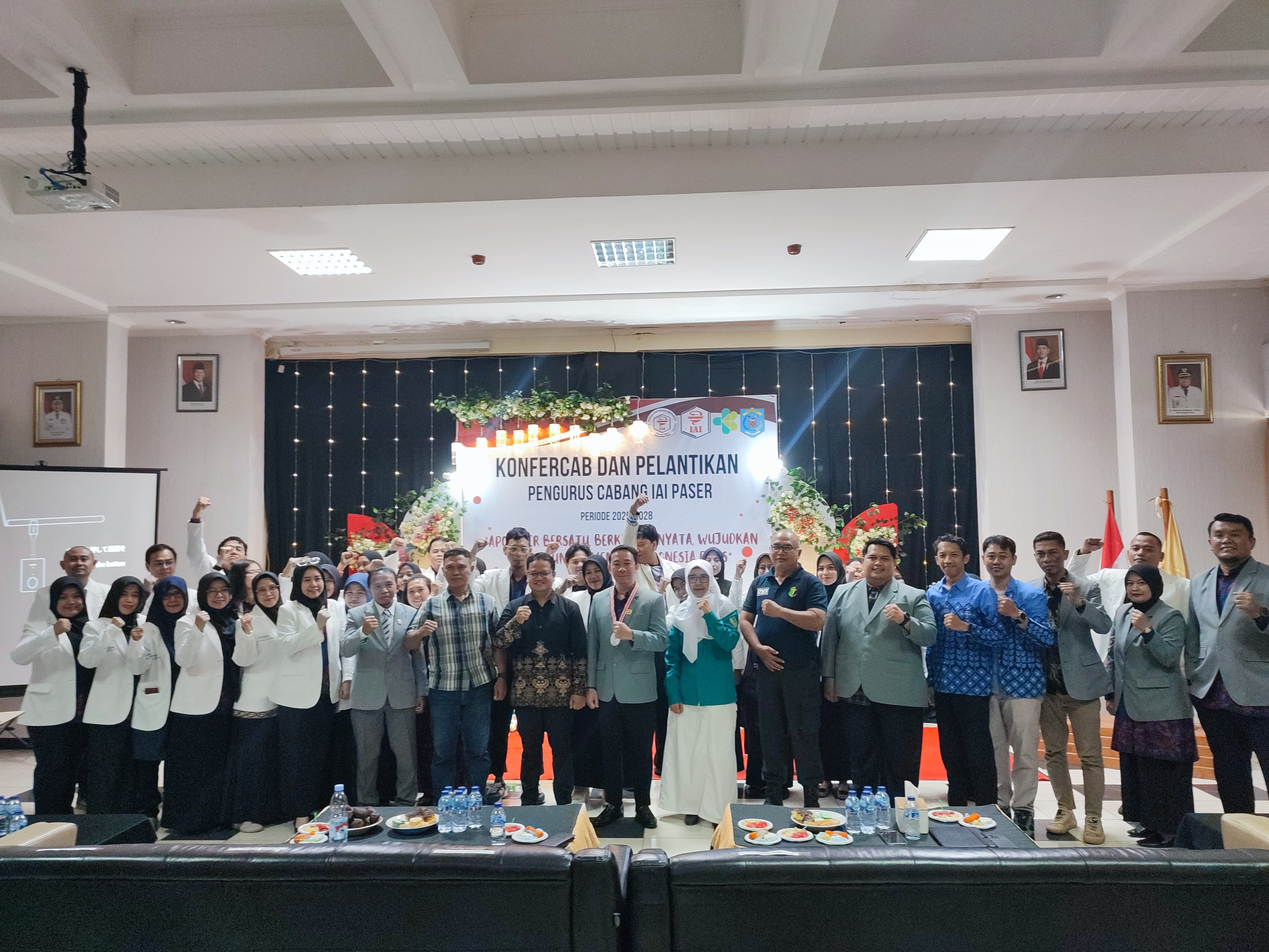 Lukman Nul Hakim terpilih kembali menjadi ketua IAI Paser, Minggu (27/7). (FOTO NAJIB/KP)