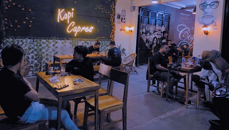 Salah satu kedai kopi kekinian di PPU.