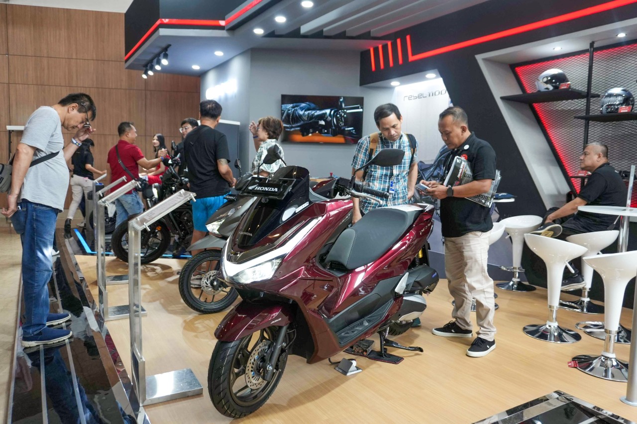 Astra Honda.