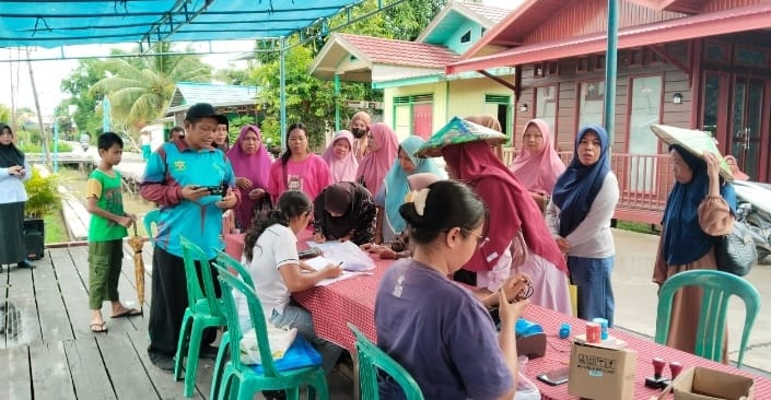 LEBIH MURAH: Penyaluran pangan murah yang dilakukan di sejumlah titik di wilayah Kutai Barat.