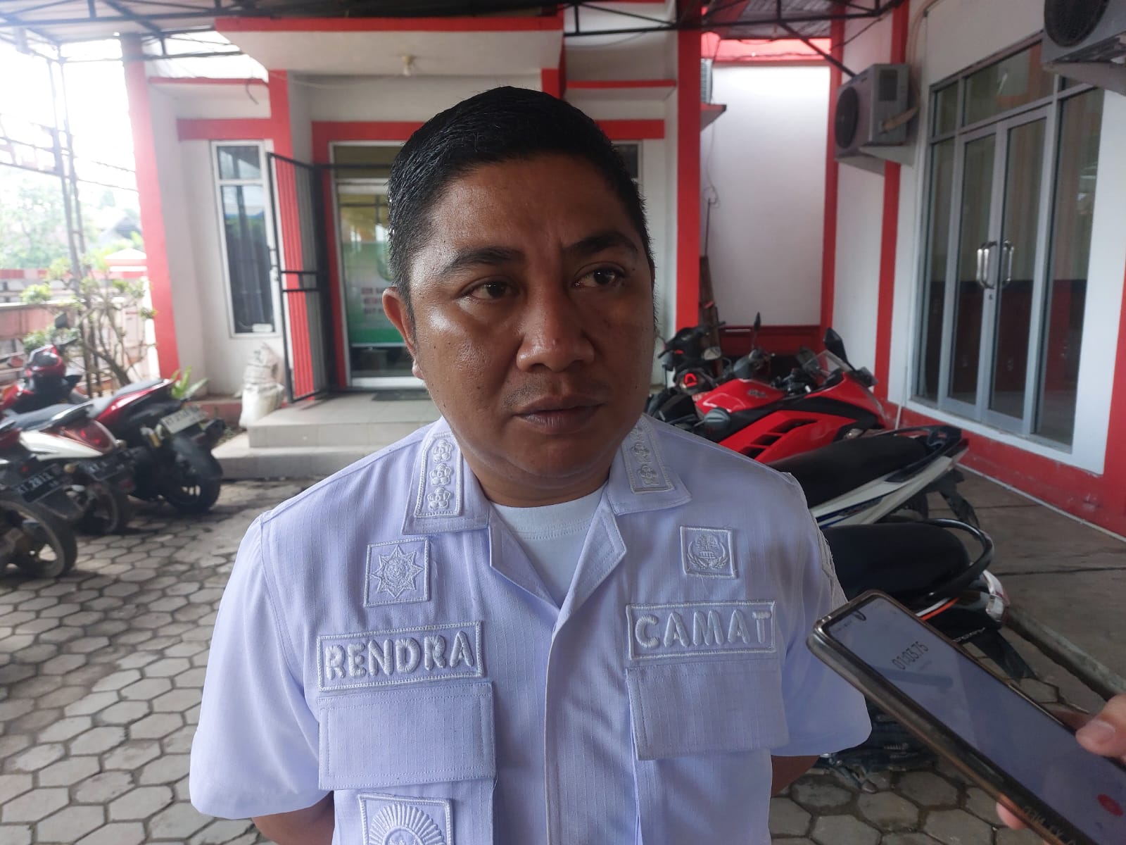 Camat Anggana, Rendra Abadi