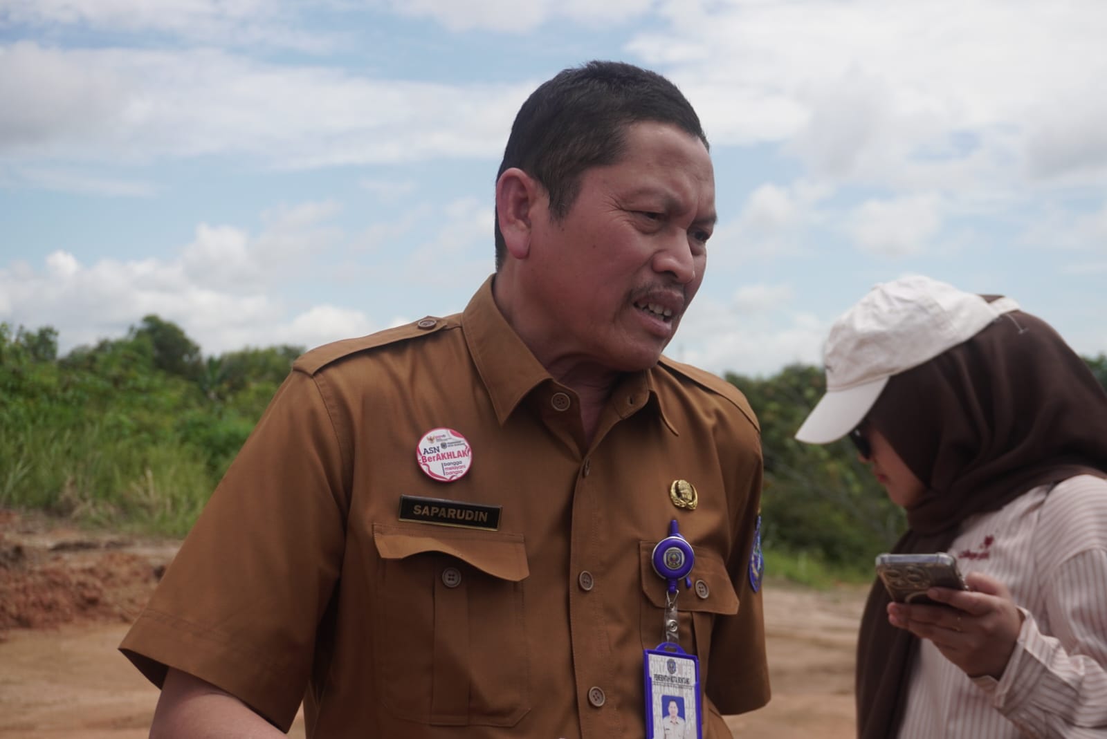Plt Kepala Disdikbud Bontang Saparuddin. (ADIEL KUNDARA/KP)