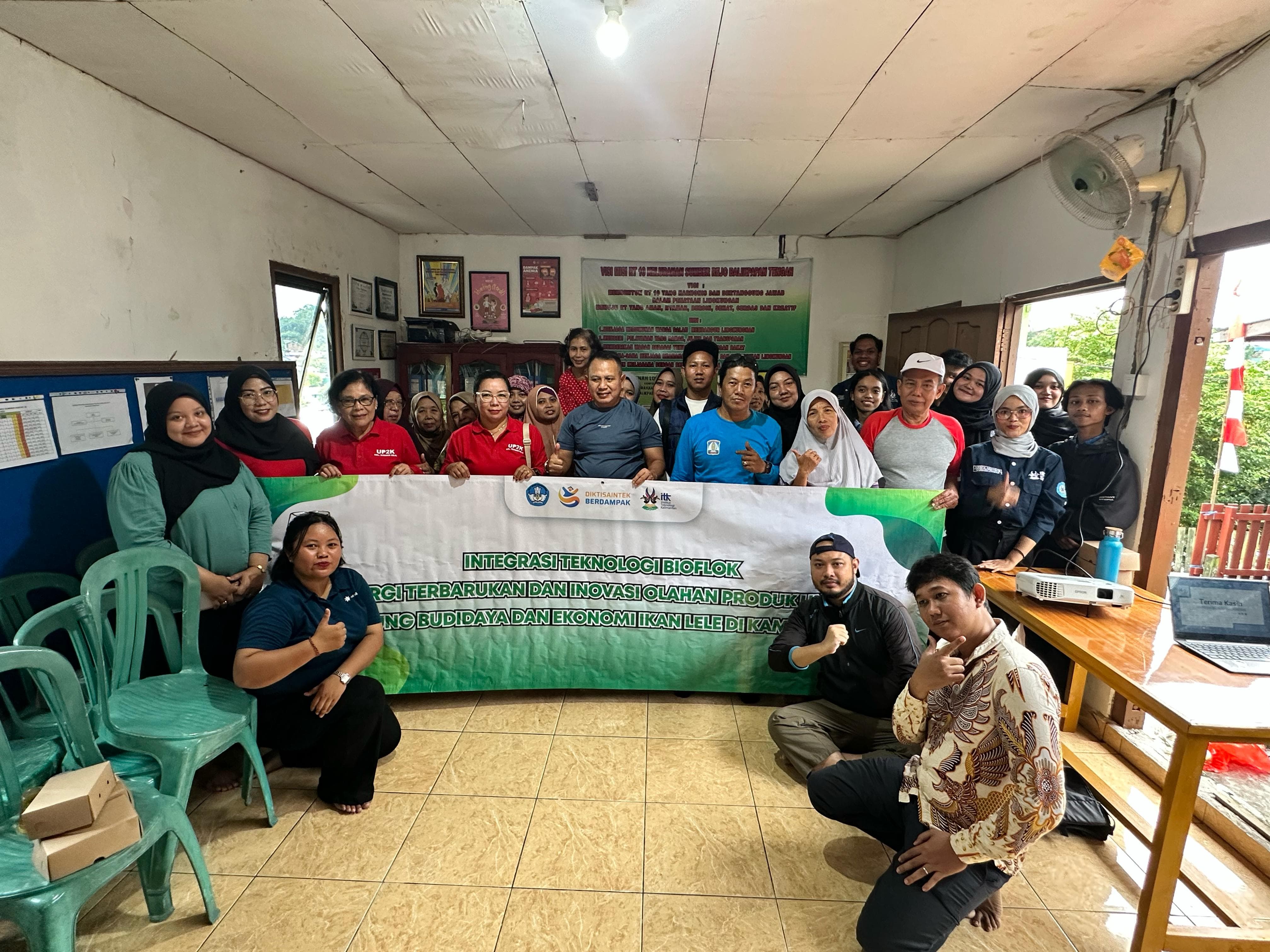 KETAHANAN PANGAN : Perwakilan ITK gelar kegiatan sosial demi dorong ketahanan pangan masyarakat.