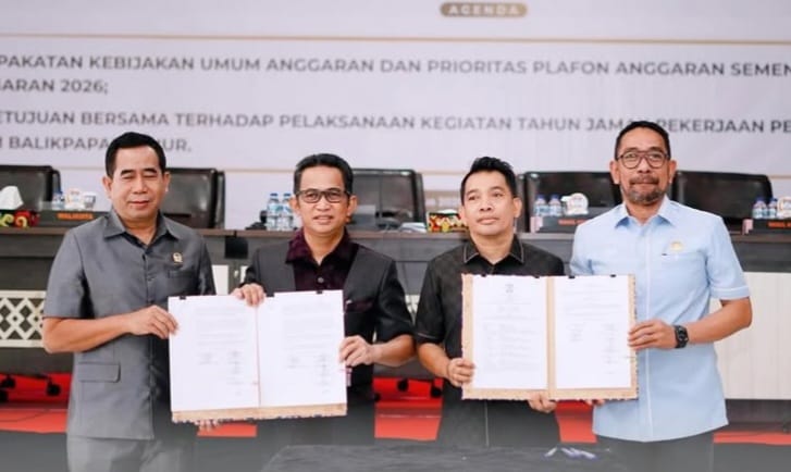 Penandatangan kesepakatan kontrak tahun jamak untuk pembangunan RS Balikpapan Timur. (ANGGI PRADITHA/KP)