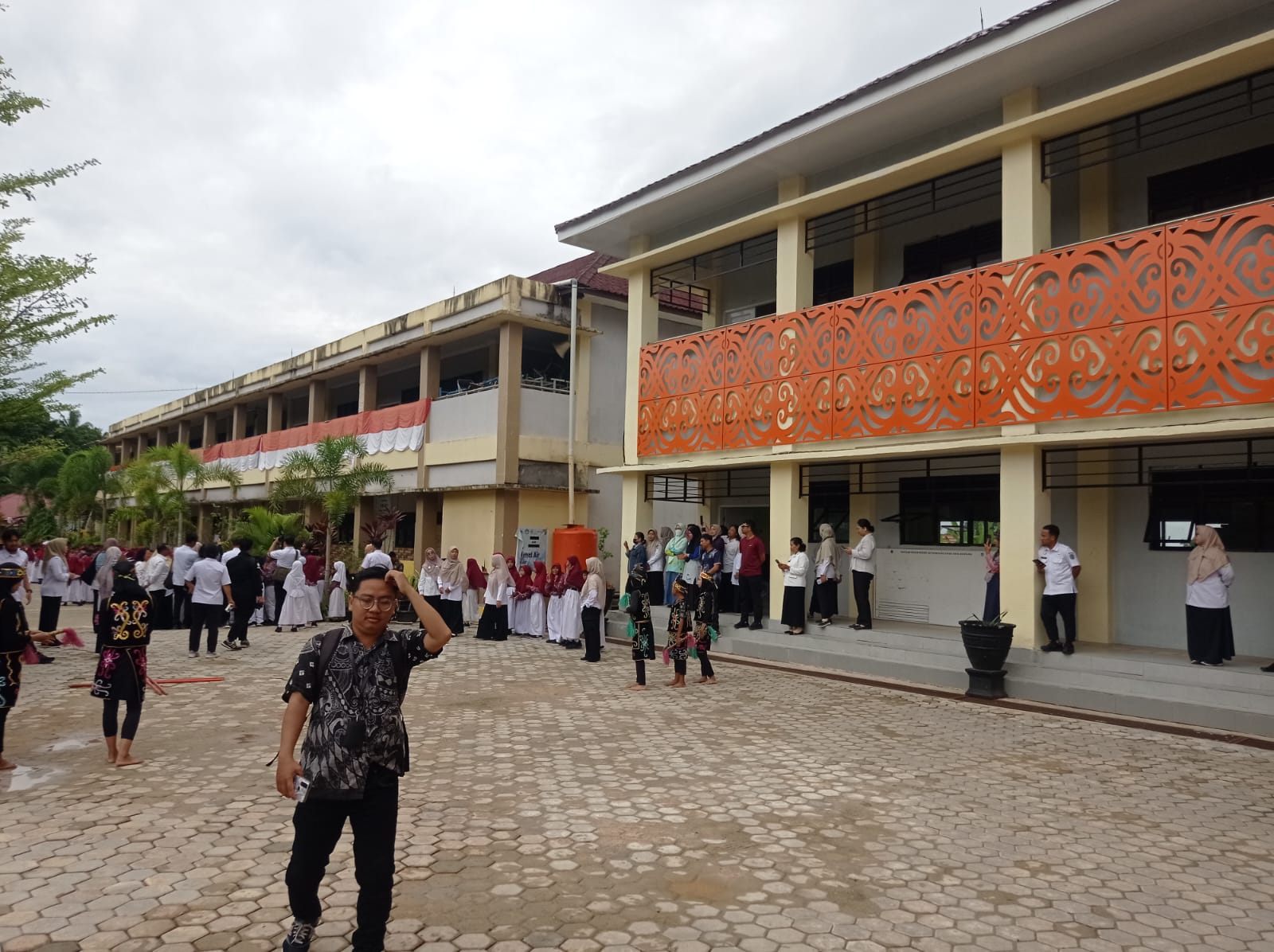 TERPANTAU: Sekolah negeri di Bontang akan terpasang perangkat CCTV untuk memantau kasus perundungan. (ADIEL KUNDHARA/KP)