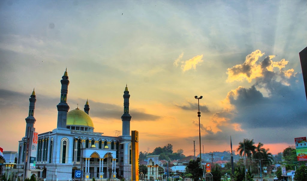 Masjid Jami Al Ma&rsquo;ruf Samarinda.