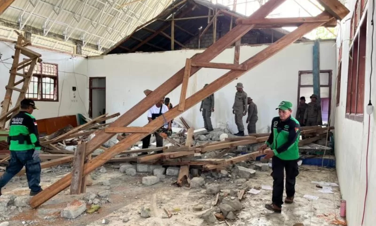 Gempa berkekuatan 5,8 mengguncang Kabupaten Poso, Sulawesi Tengah merusak sejumlah bangunan di Poso, Minggu (17/8/2025). (BPBD Sulteng)