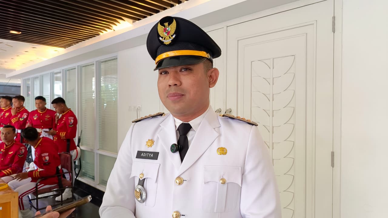 Camat Samarinda Seberang-Aditya Koesprayogi