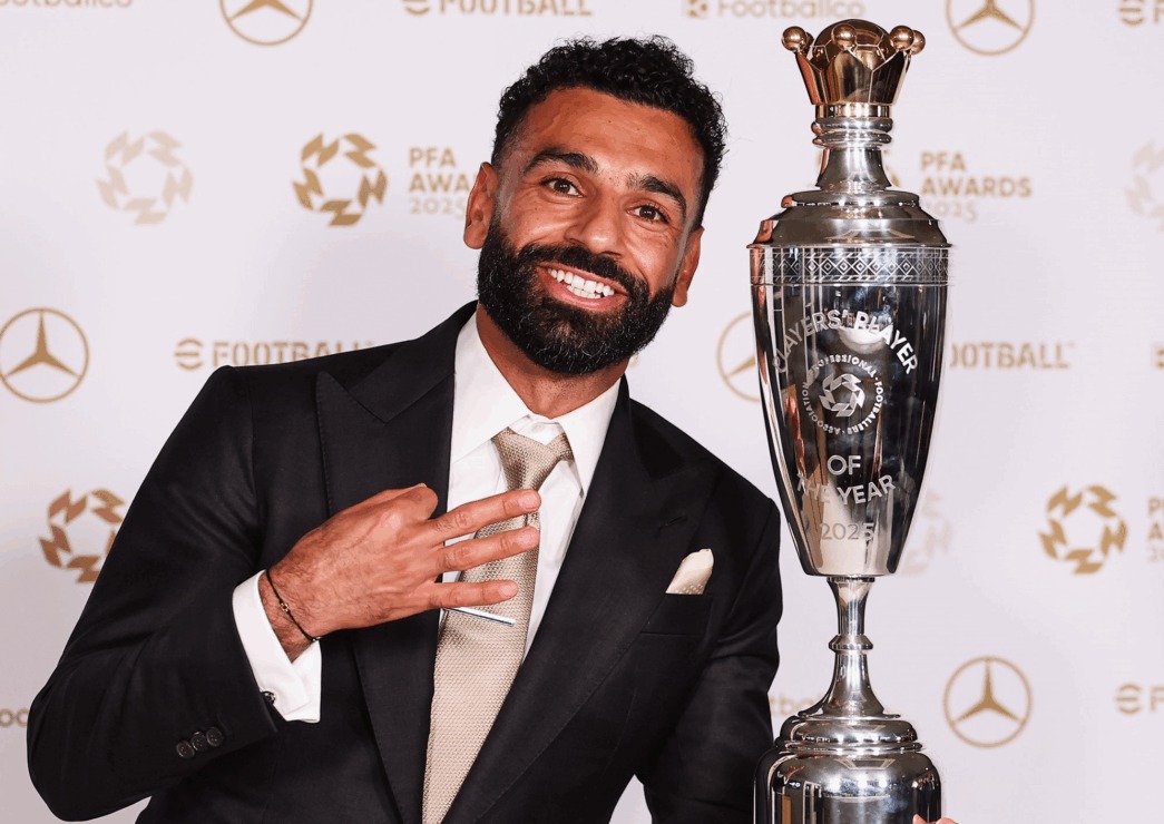 Mohamed Salah kembali meraih penghargaan pesepak bola terbaik tahunan atau PFA.