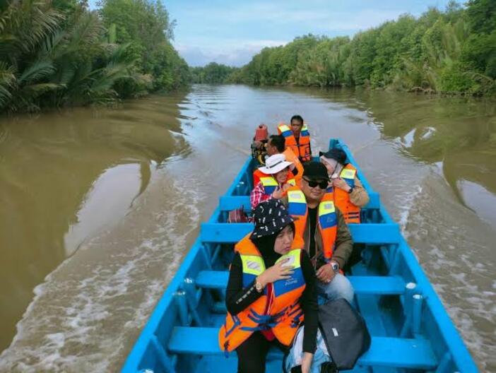 Aliran Sungai Wain Balikpapan.