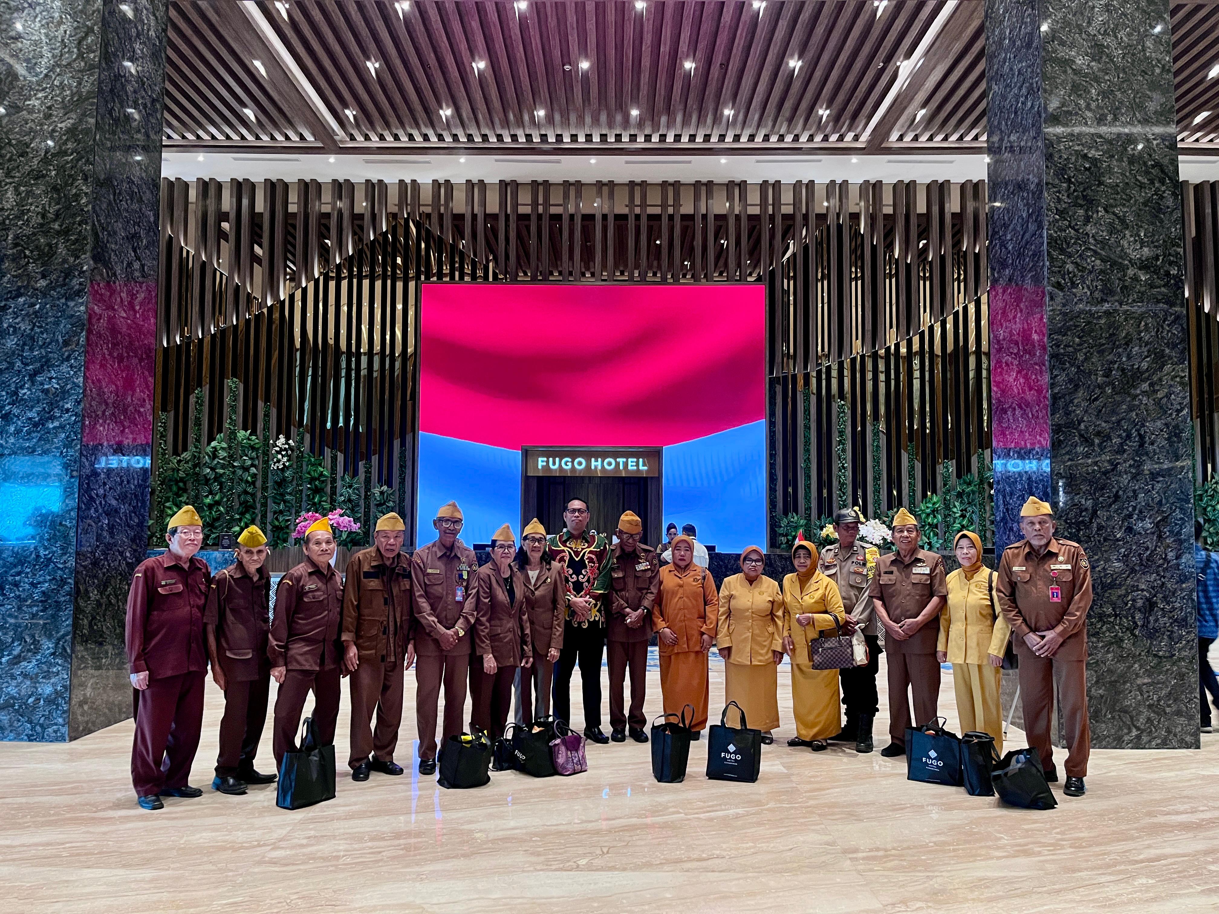 Jejak juang&nbsp; tidak hanya menjadi ajang silaturahmi, tetapi juga bentuk penghormatan serta apresiasi terhadap jasa para pejuang bangsa olej FUGO Hotel Samarinda.