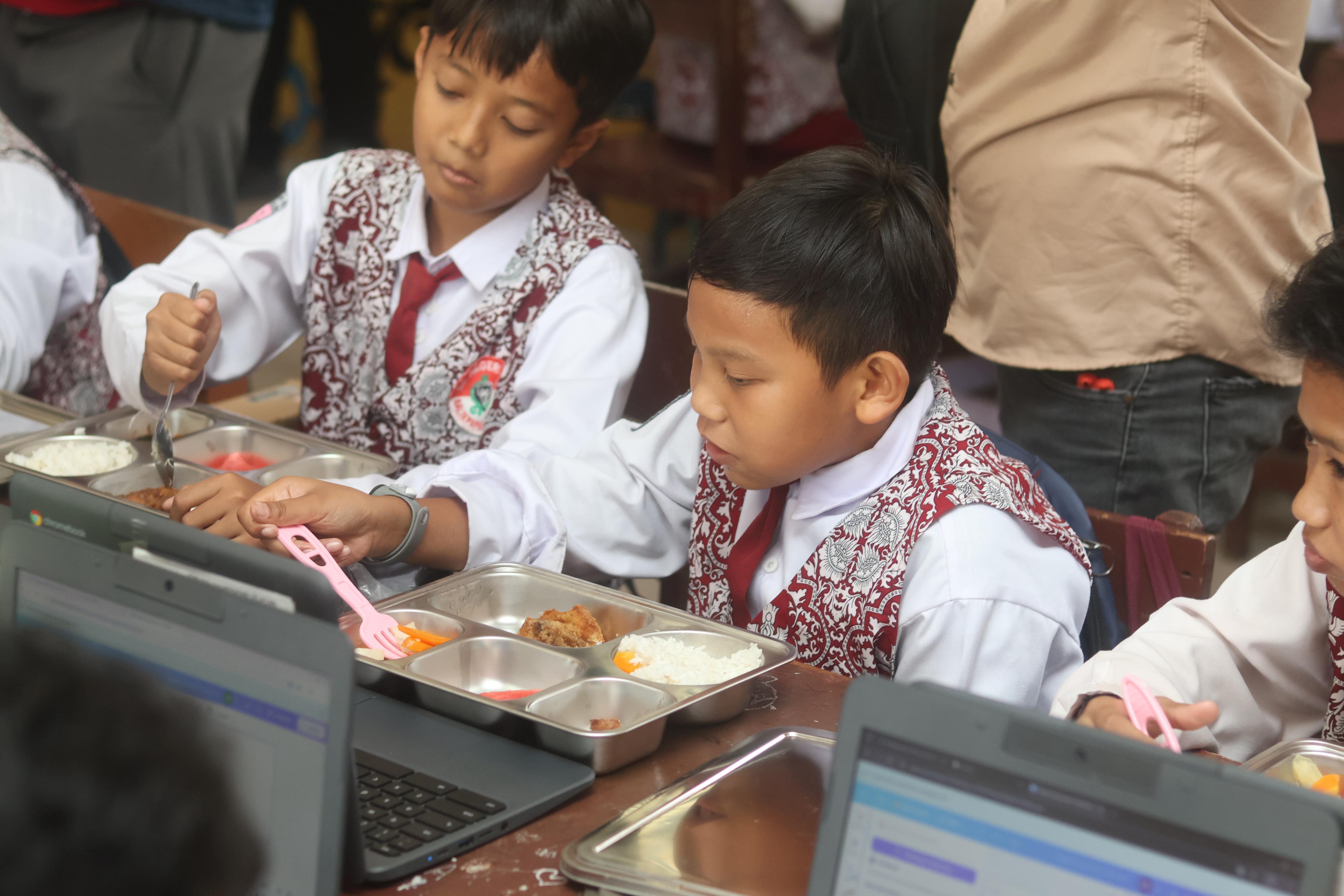 TANTANGAN: Dibutuhkan strategi kreatif agar anak tidak lagi menolak sayuran pada makan bergizi gratis.