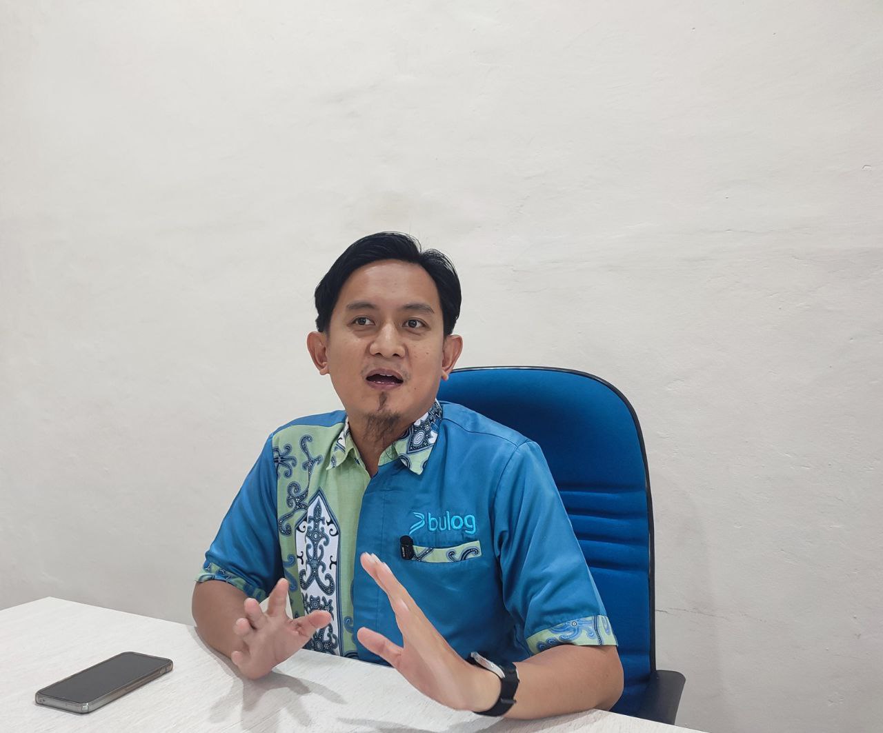 Kepala Cabang Badan Usaha Logistik (Bulog) Kabupaten Paser-Muhammad Mukhlis