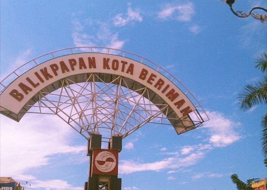Balikpapan dengan slogan Kota Beriman.