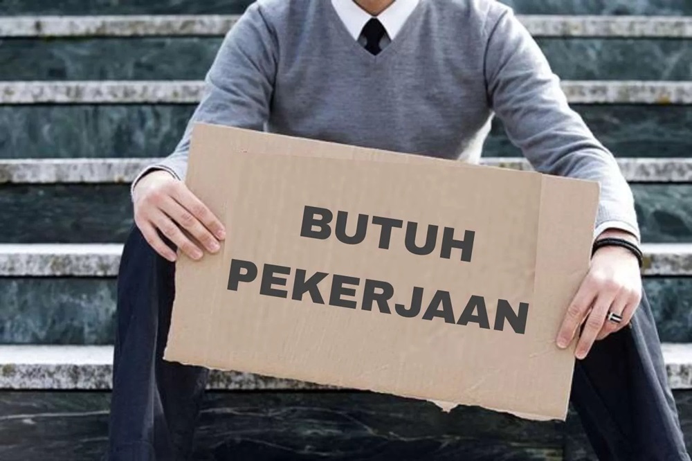 Ilustrasi seseorang yang sedang duduk dan membutuhkan pekerjaan.