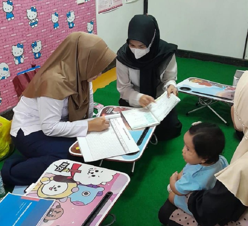 BUTUH PERHATIAN: Besaran honor untuk kader posyandu jauh dari kata layak, hanya Rp 600 ribu per tahun. Apalagi tugas kader bukan sekadar hadir di posyandu.