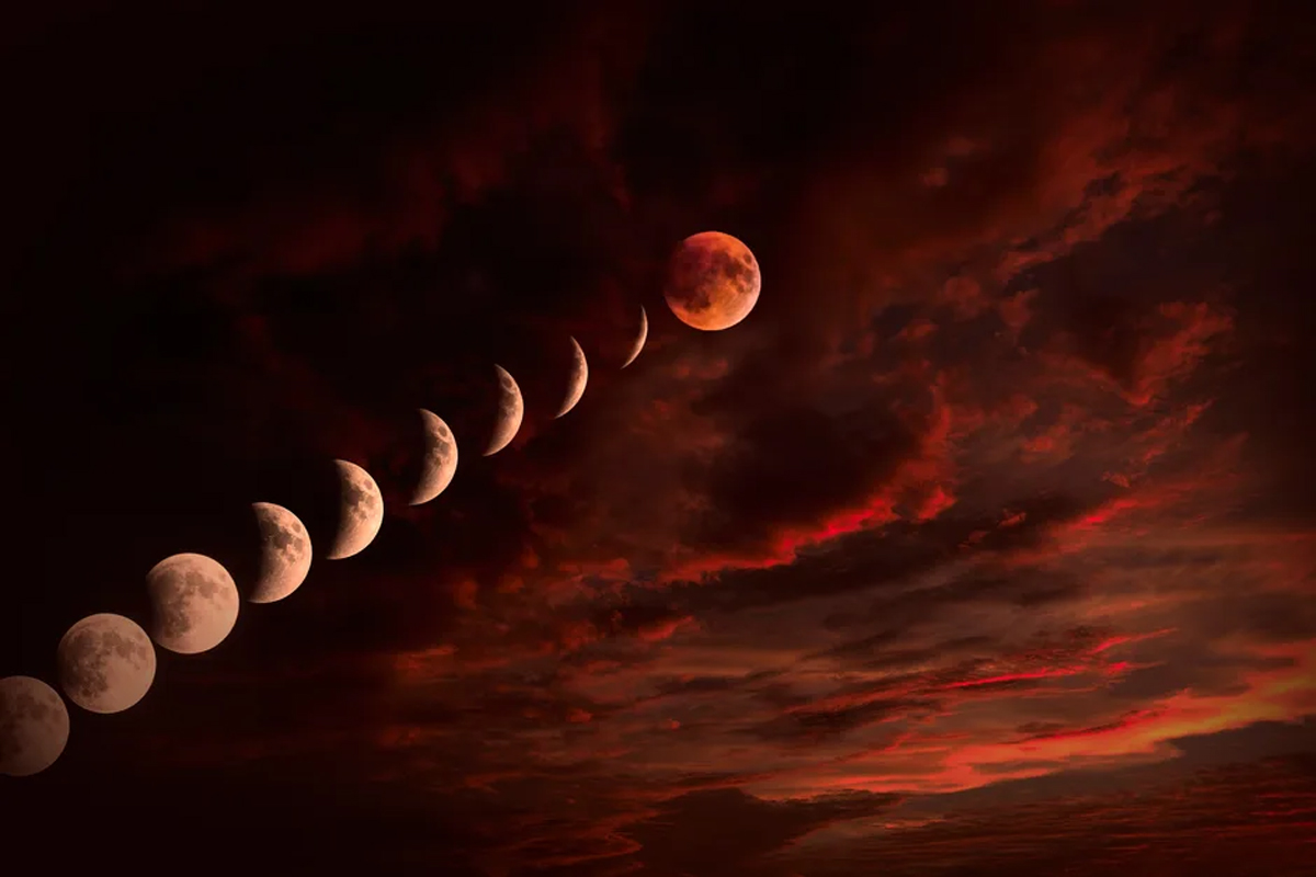Ilustrasi. Gerhana Bulan Total Balikpapan bisa disaksikan via live streaming BMKG.