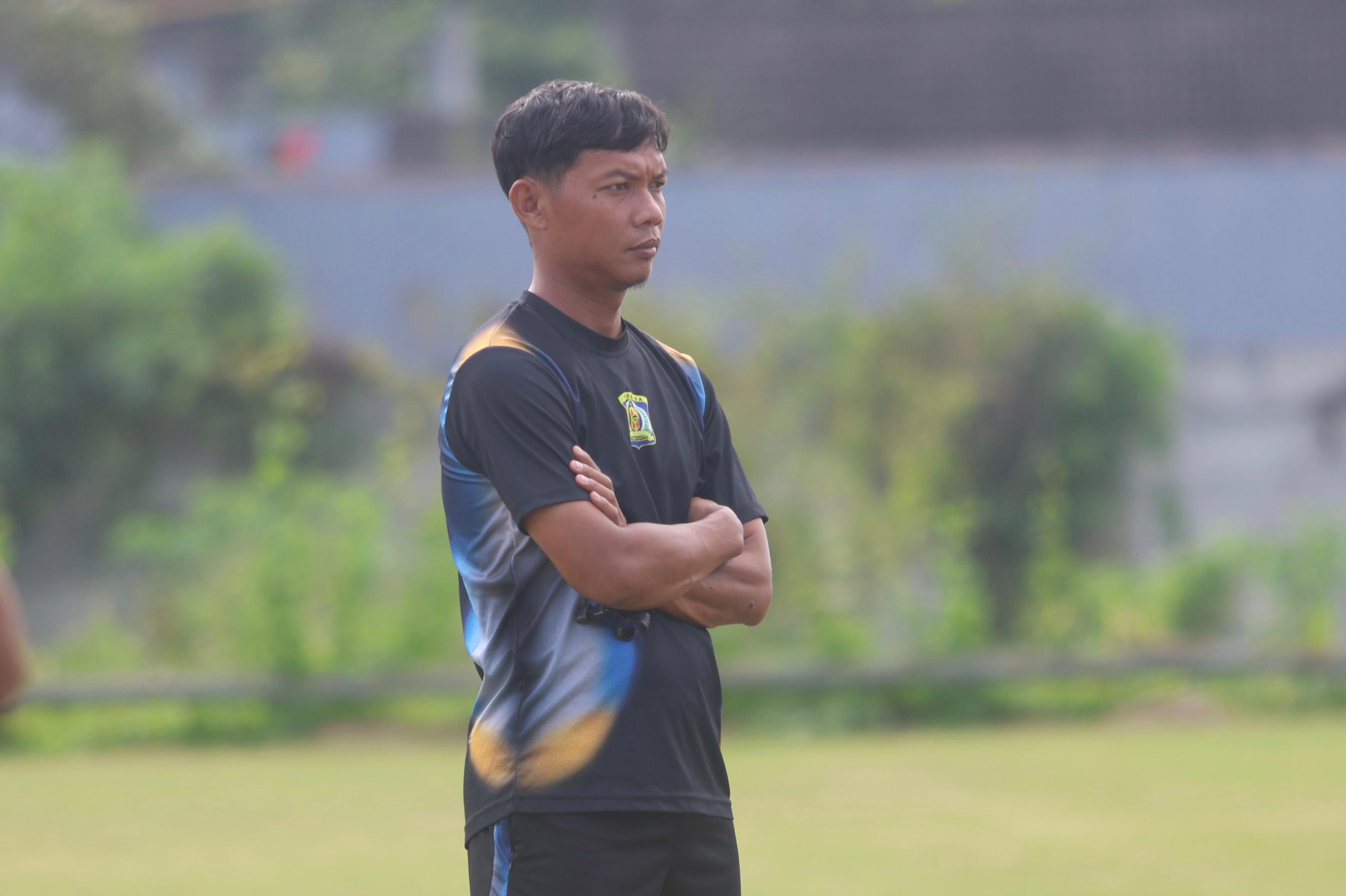 Pelatih Persiba Balikpapan Muhammad Nasuha