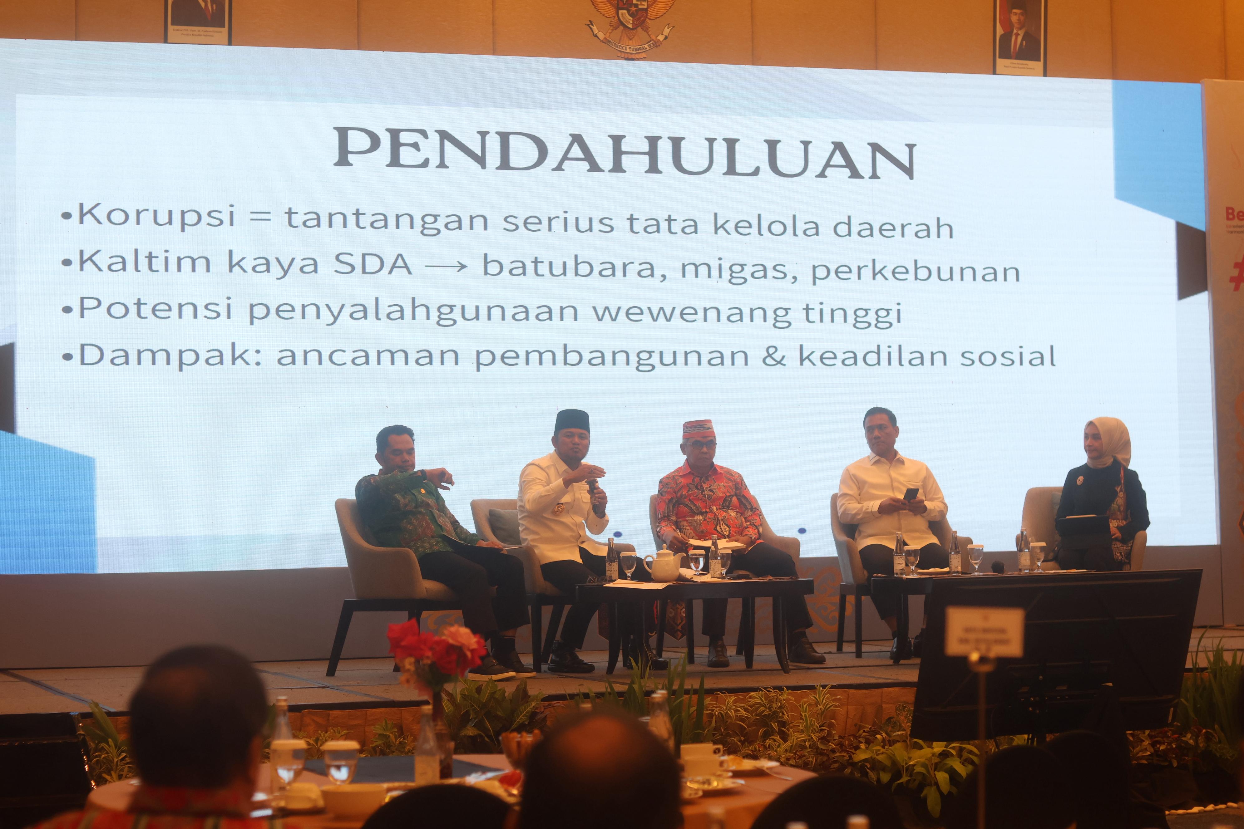 Rudy Mas&rsquo;ud dalam Rakor Pemberantasan Korupsi Daerah Wilayah Kaltim 2025 di Hotel Novotel Balikpapan. (FOTO ANGGI PRADITHA/KP)