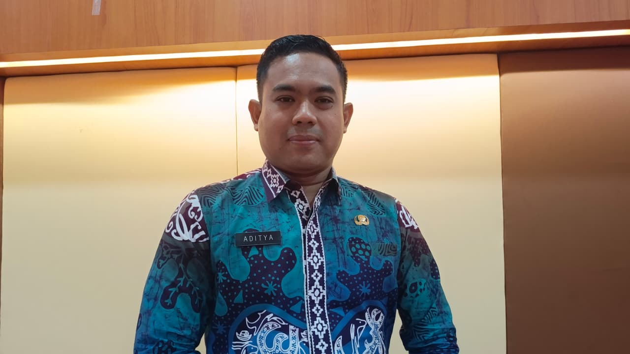 Camat Samarinda Seberang-Aditya Koesprayogi