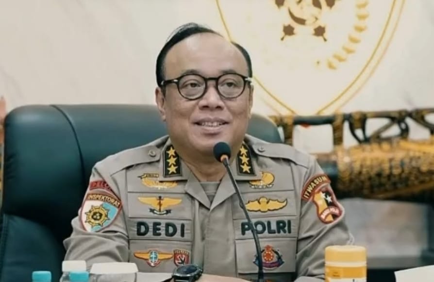Profil Komjen Dedi Prasetyo.
