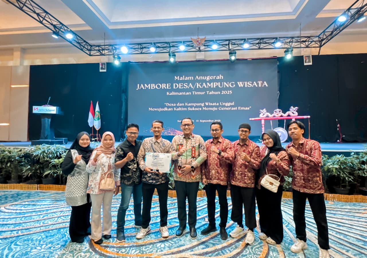 DIGANJAR PENGHARGAAN: Pokdarwis Rimba Taka dari Desa Rantau Buta, Kecamatan Batu Sopang, mendapatkan penghargaan dari Dinas Pariwisata Kaltim.