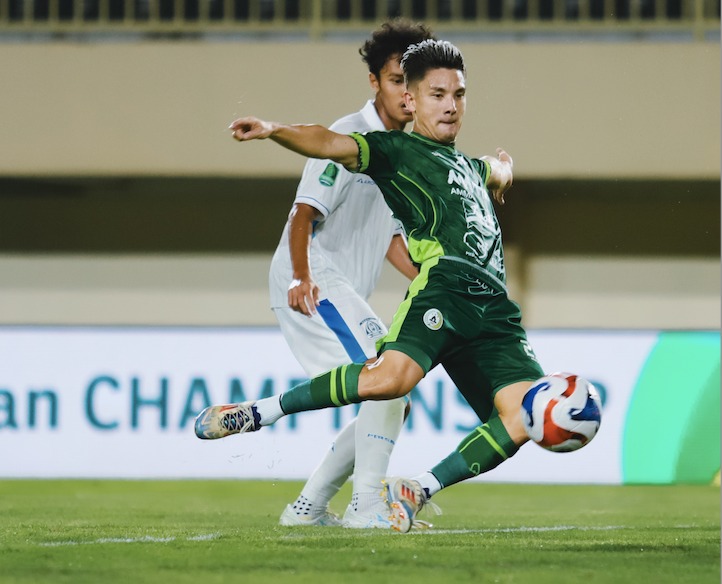PSS Sleman menang 2-1 atas Persiba Balikpapan setelah comeback manis.