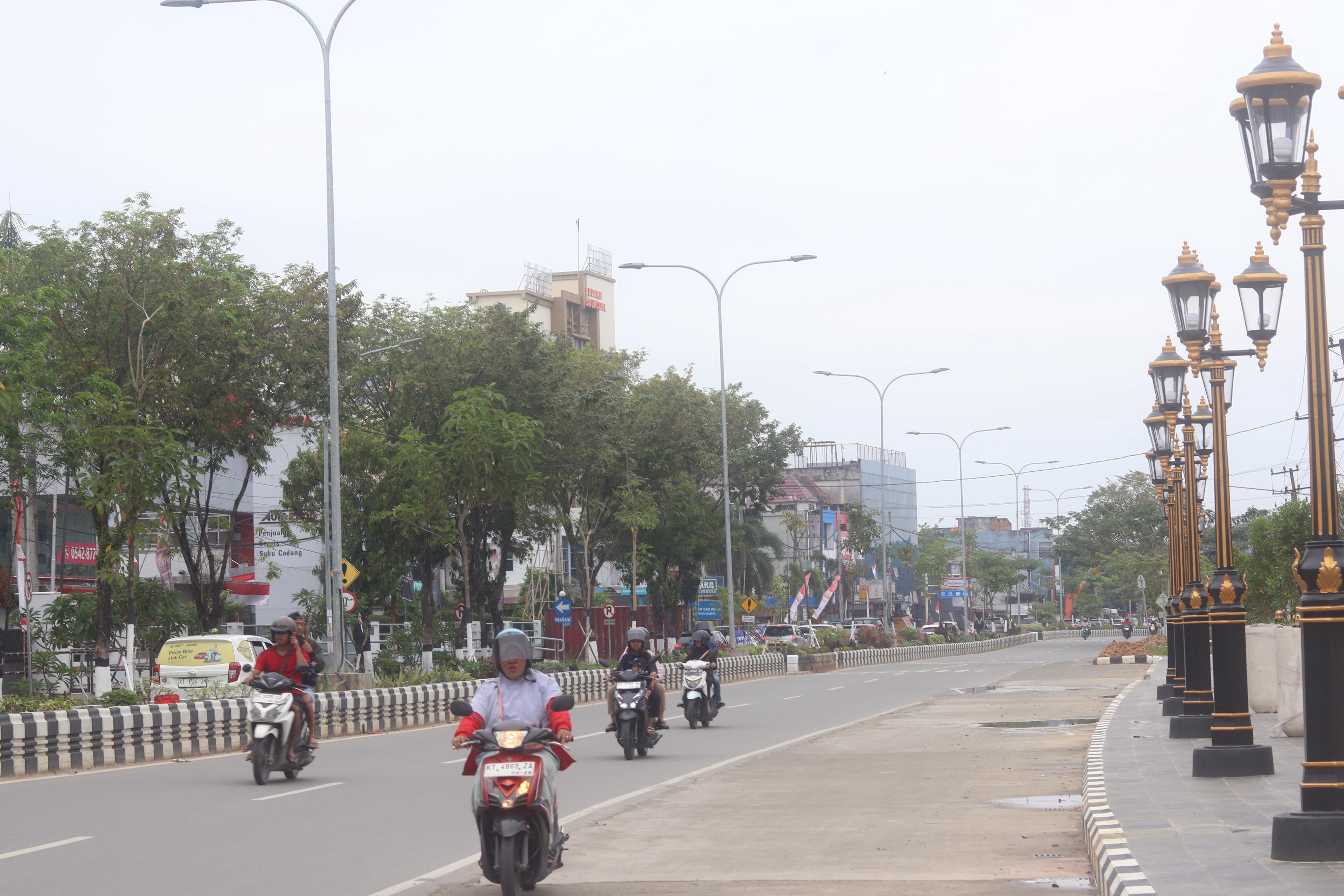 Dishub dalam waktu dekat menetapkan Jalan MT Haryono sebagai kawasan tertib lalu lintas (KTL). (ANGGI PRADITHA/KP)