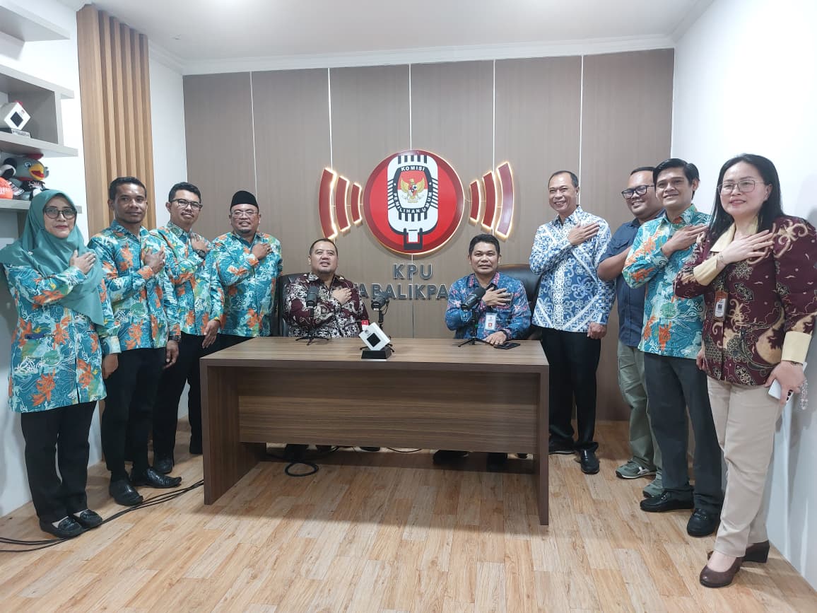 Launching Podcast KPU Balikpapan di Rumah Pintar Pemilu, Jumat (19/9).