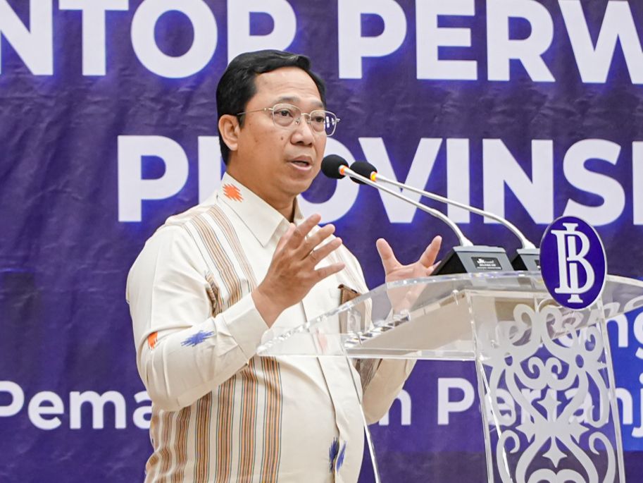 Kepala KPw BI Kaltim Budi Widihartanto