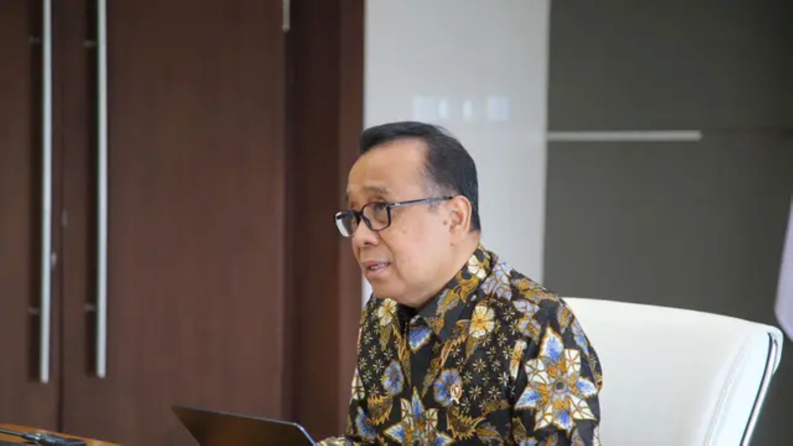Menteri Koordinator Bidang Pembangunan Manusia dan Kebudayaan (Menko PMK) Pratikno.