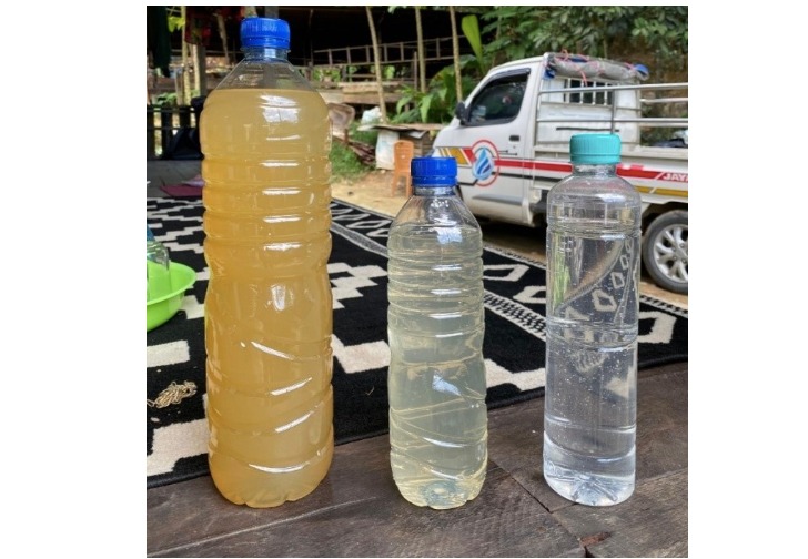 Dokumentasi kenampakan air berurutan dari kiri ke kanan (air baku, air ultrafiltasi, dan proses UV)