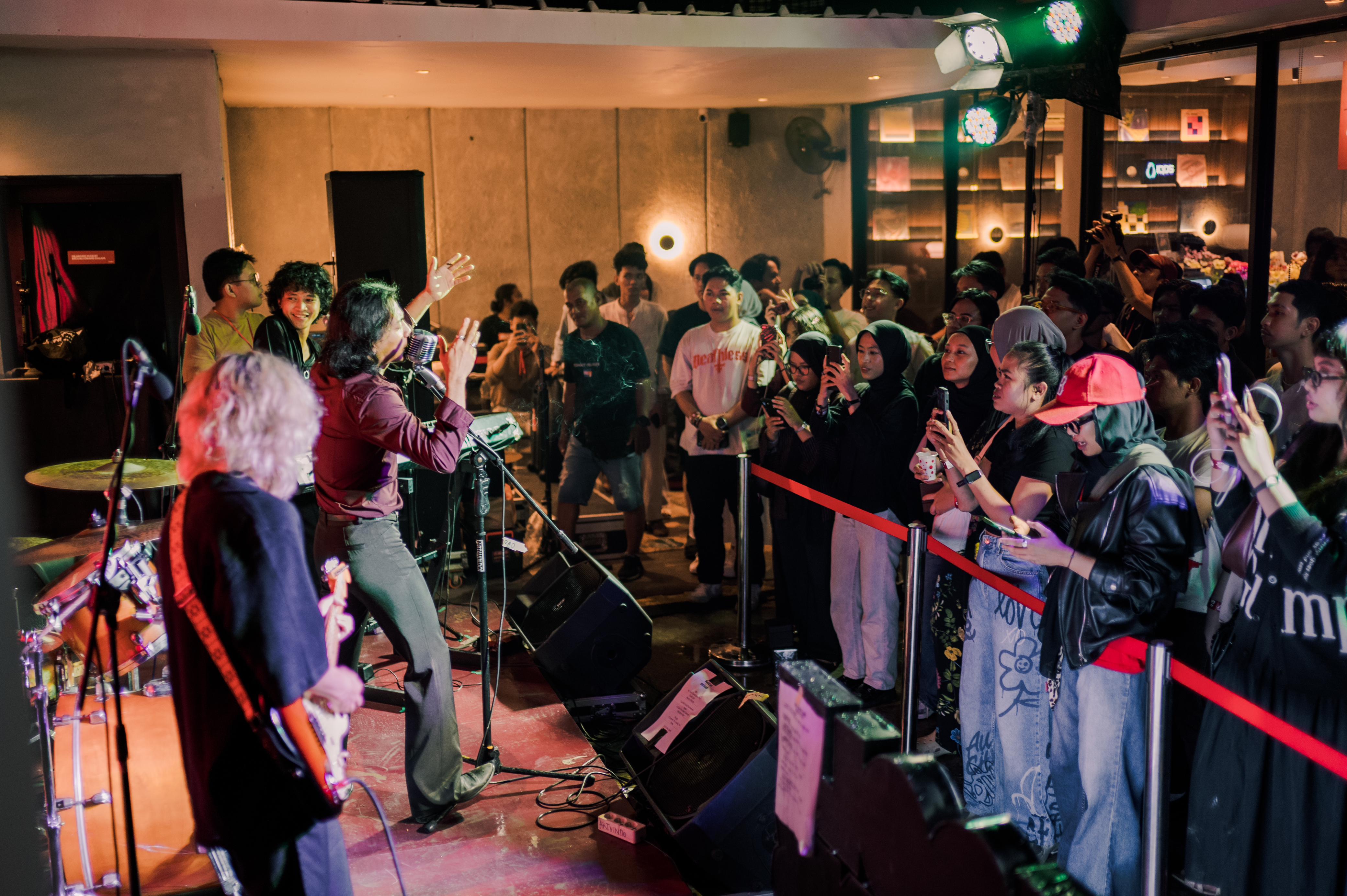 Hoolu juga menyiapkan space di area outdoor untuk bisa menggelar event intimate. Termasuk mini konser.