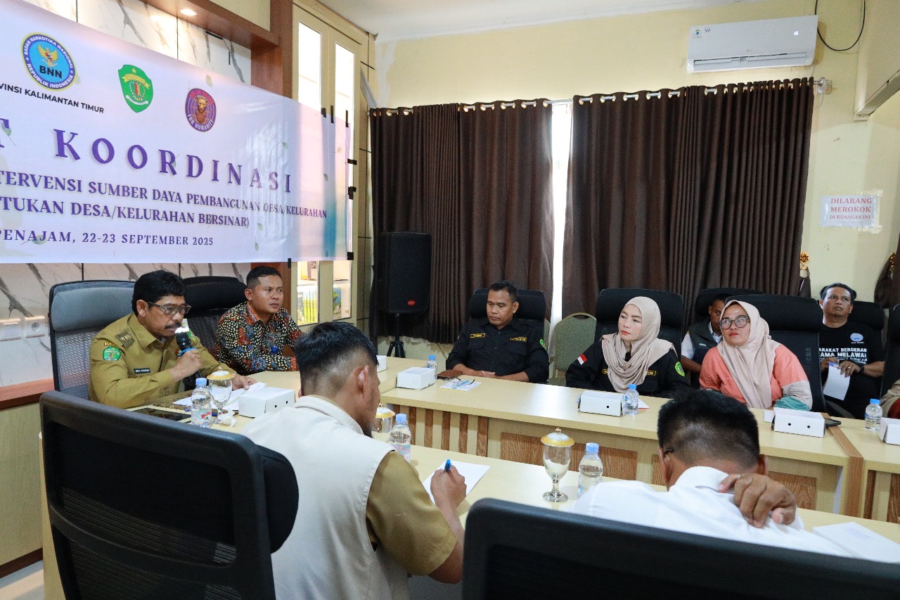 Abdul Waris Muin mengajak warga kelurahan dan desa turut aktif dalam mengadang bahaya laten narkoba.