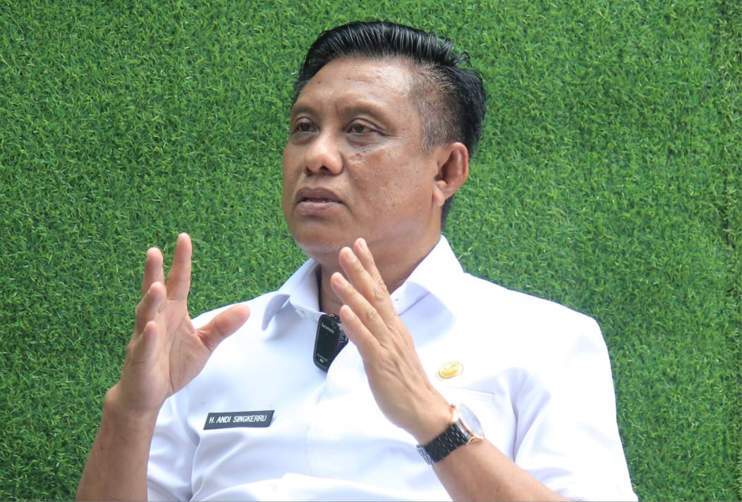 Kepala Disdikpora PPU Andi Singkerru.