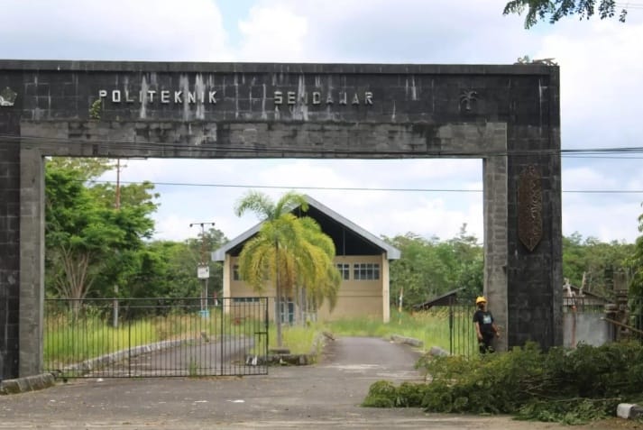 Kampus Politeknik Sendawar.  &nbsp;