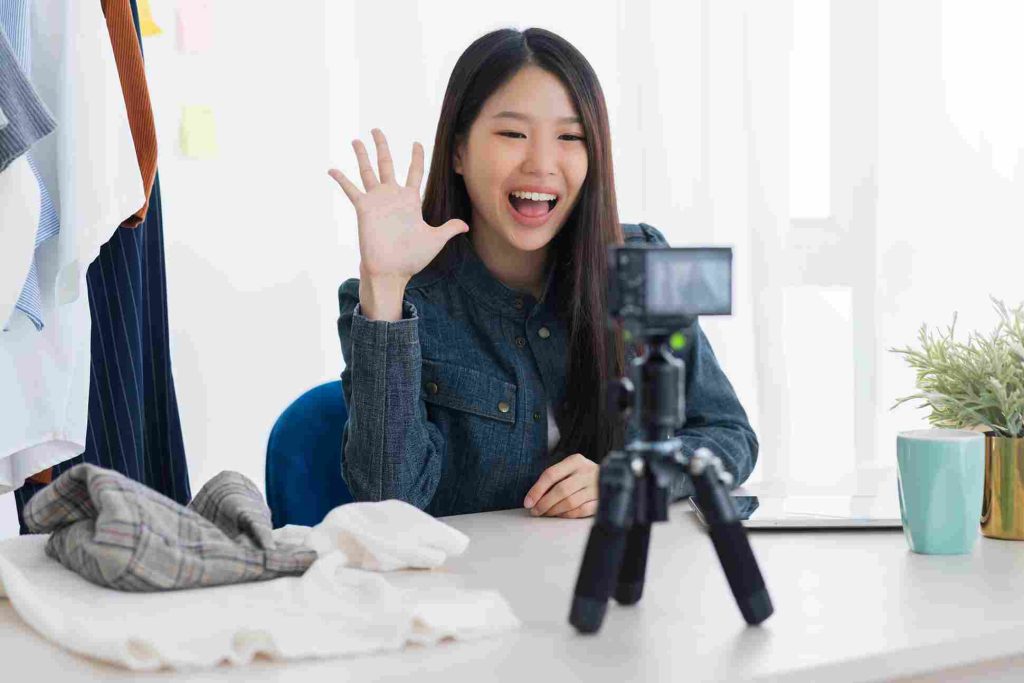 Ilustrasi content Creator.