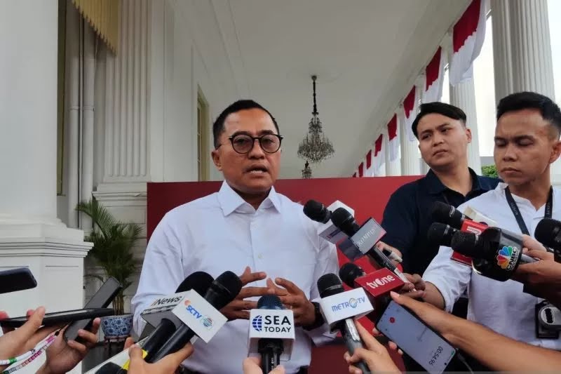 Deputi Bidang Protokol, Pers dan Media Sekretariat Presiden Yusuf Perman.