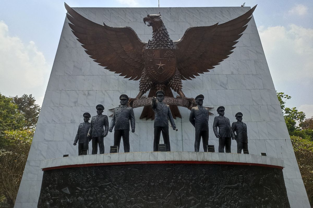 Monumen Pancasila Sakti di daerah Lubang Buaya, Kecamatan Cipayung, Jakarta Timur.