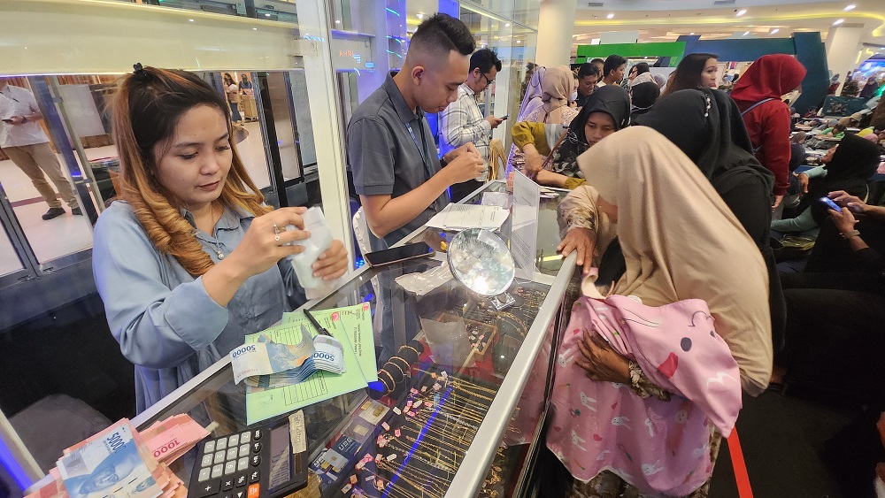 ALTERNATIF: Produk Galeri24 seperti emas batangan bersertifikat SNI bisa menjadi solusi bagi masyarakat yang ingin berinvestasi emas secara aman.