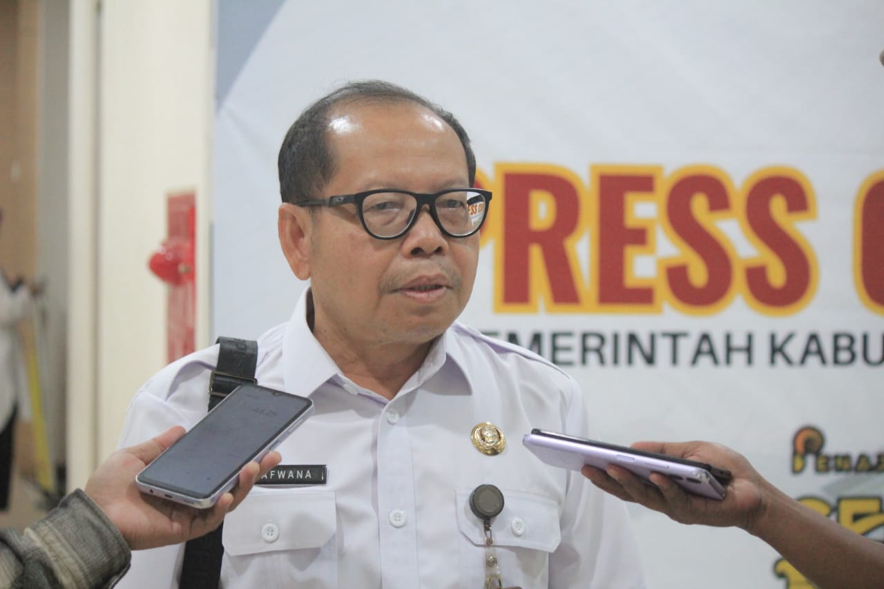 Kepala DLH PPU Safwana