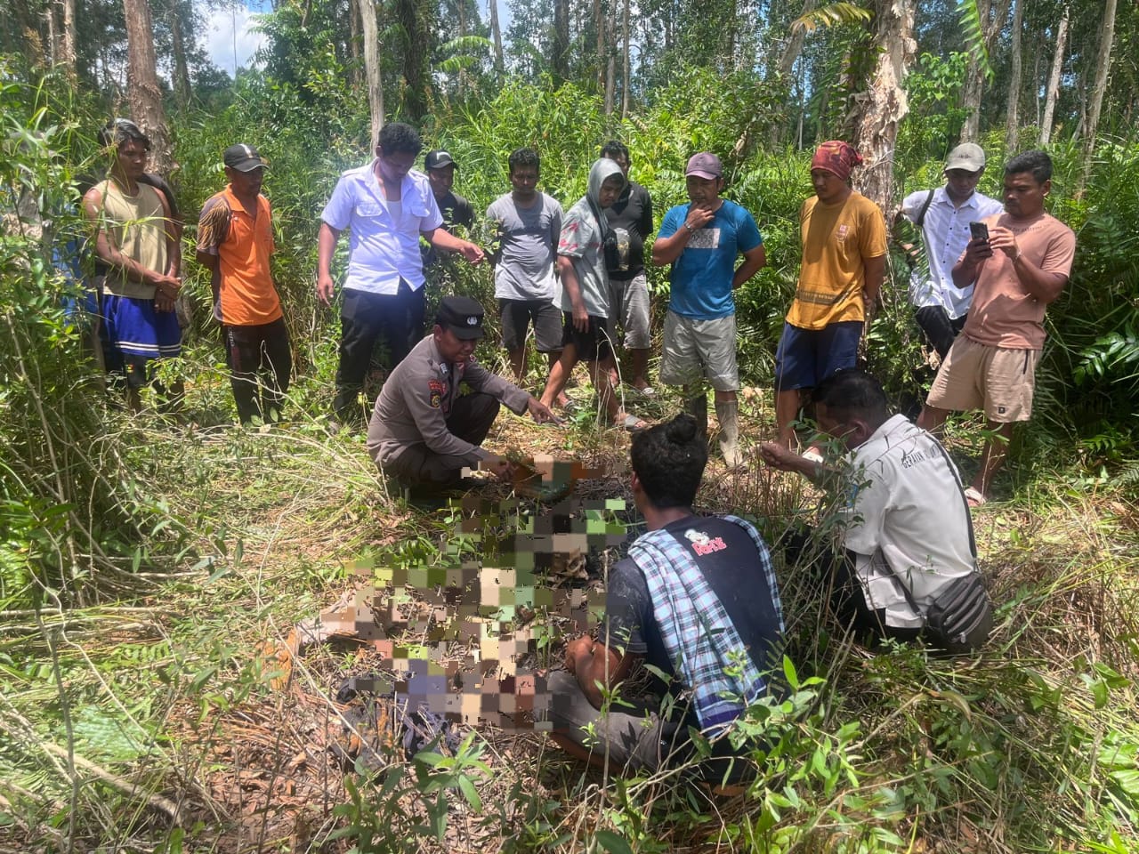 GEGERKAN WARGA: Temuan mayat di Desa Muara Adang Kecamatan Long Ikis pada Rabu 1 Oktober 2025.