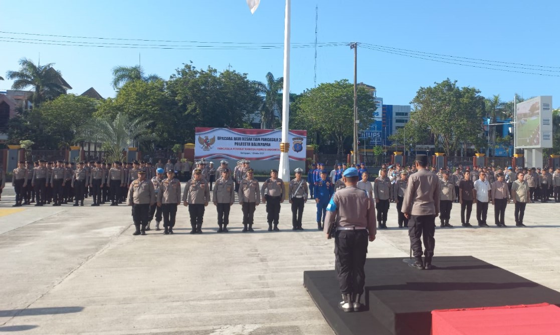 Apel pagi diikuti personel Polresta Balikpapan. Kompol Teguh menyerukan hindari gaya hedon.