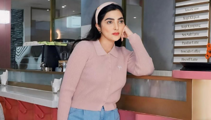 Eks karyawan Ashanty, Ayu Chairun Nurisa, melaporkan dugaan perampasan aset yang terjadi saat kasus dugaan penggelapan berjalan, dengan kooperasi penuh dari Ayu.