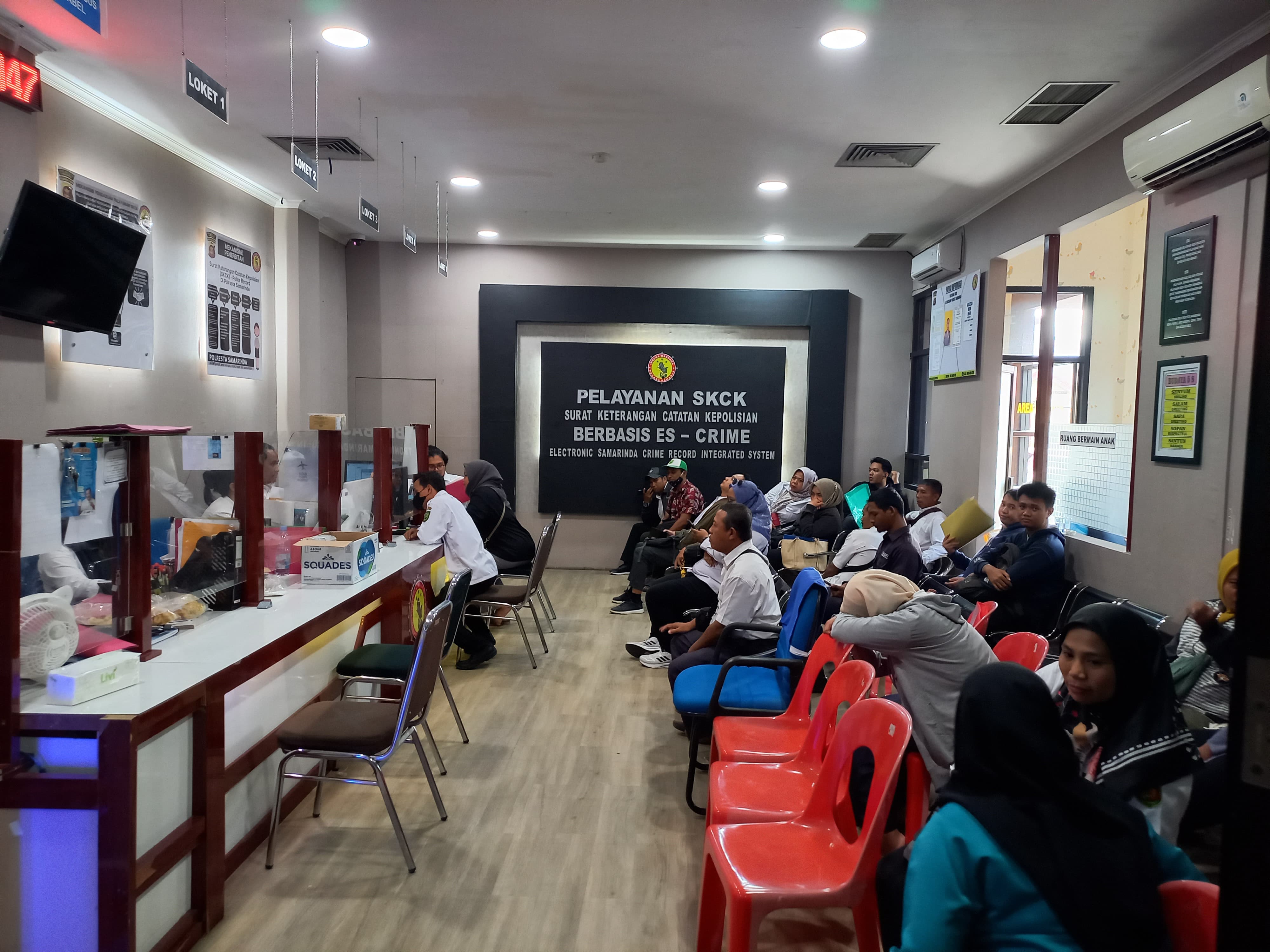 MASIH YANG LAMA: Kebijakan baru soal pengurusan Surat Keterangan Catatan Kepolisian (SKCK) kini tengah diuji coba di sejumlah daerah di Indonesia.
