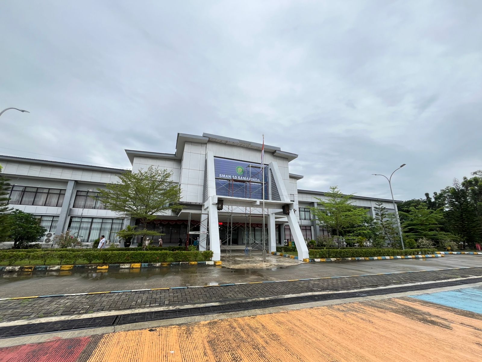 SEKOLAH UNGGULAN: Gedung SMA 10 Samarinda di Jalan PM Noor, Kecamatan Samarinda Utara.