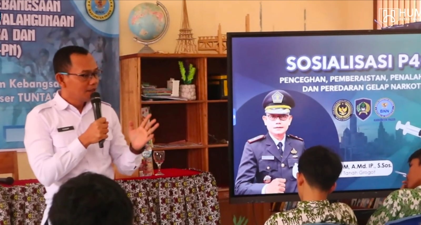 Rutan Tanah Grogot menggelar sosialisasi tentang bahaya narkoba di sekolah di Paser, Rabu (8/10/2025).