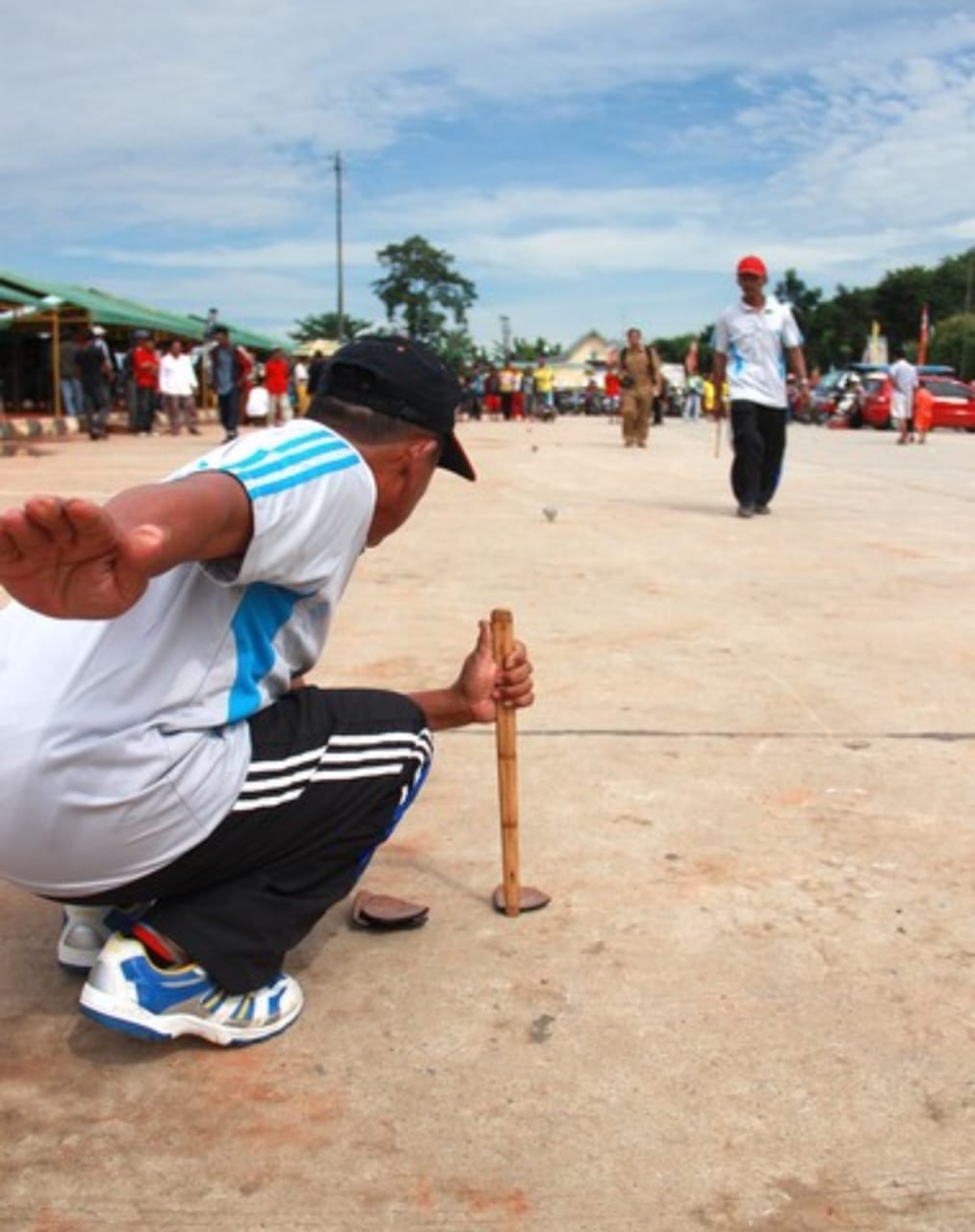 Salah satu olahraga tradisional Belogo yang akan dipertandingkan pada Festival Dahau 2025.