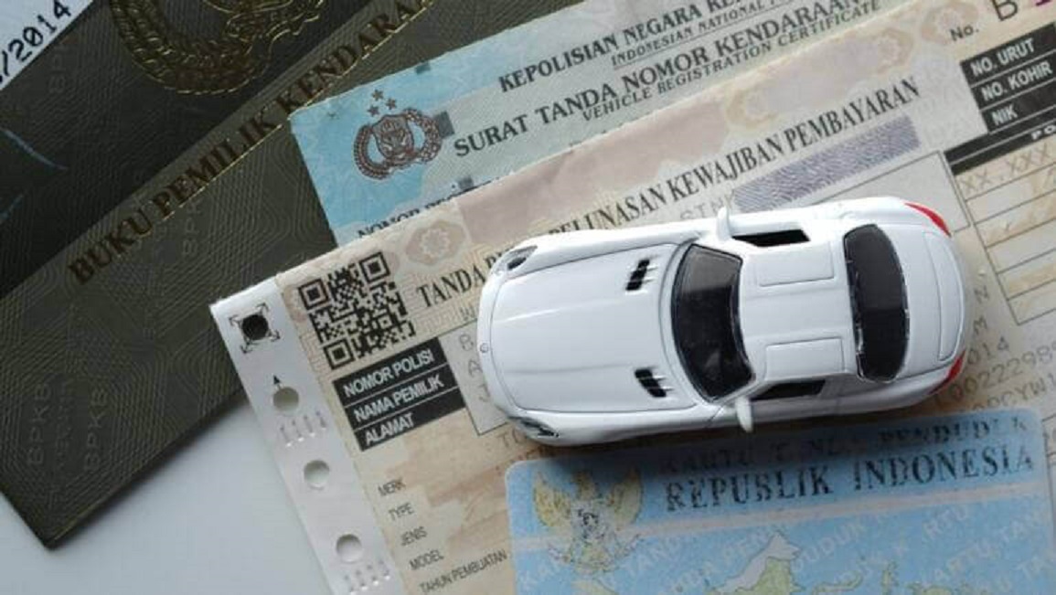 Ada lima kendaraan bermotor yang bebas pajak tahunan.
